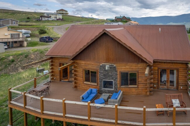 Foto del edificio - 405 Goat Mountain Dr