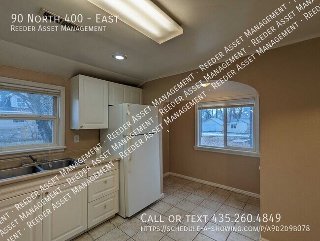 Building Photo - Quaint 1 Bedroom 1 Bathroom Apartment Belo...