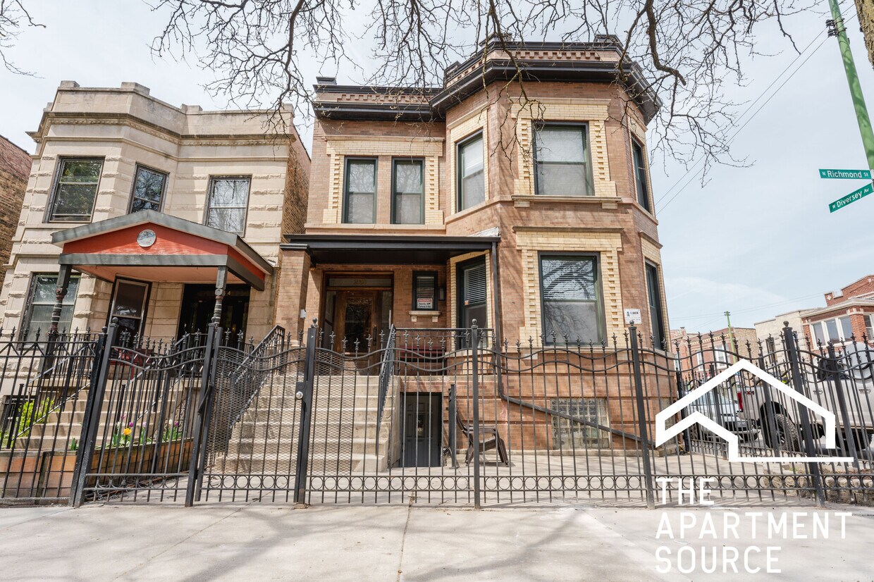 Foto principal - 2748 N Richmond St
