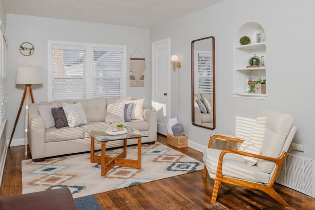 Building Photo - 432 W Seymour St