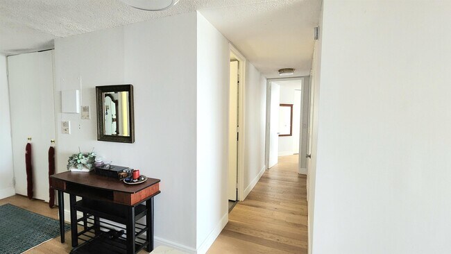 Foto del edificio - 7004 JFK Blvd E