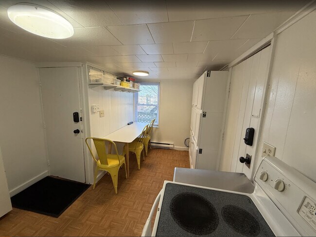 Foto del edificio - 47 Oak Ter