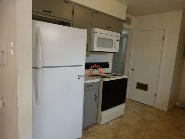 Foto del edificio - Cute 3 bedroom home with a 1 car garage.