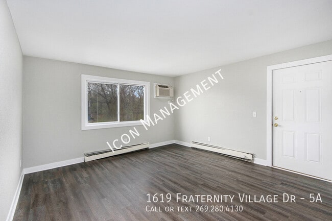 Building Photo - 1619 Fraternity Village Dr