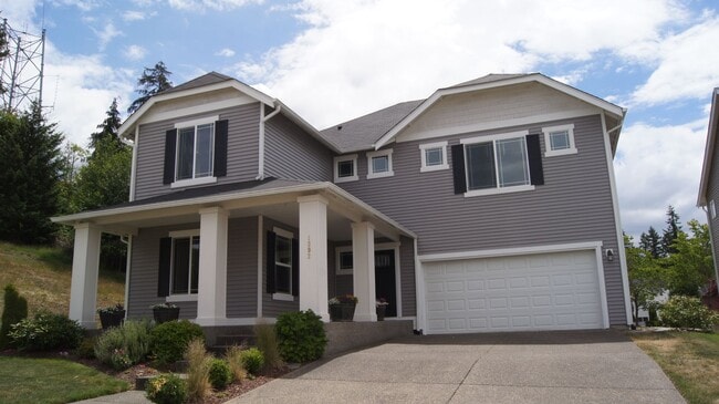 Building Photo - Lovely, upgraded DuPont home