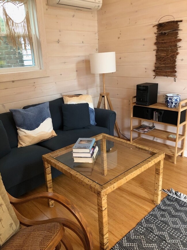 Building Photo - 162 Old Kelsey Point Rd