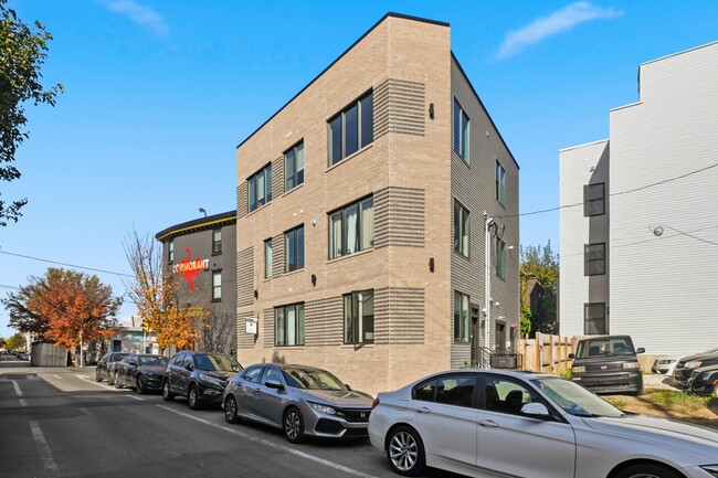 Building Photo - 2301 Frankford Ave