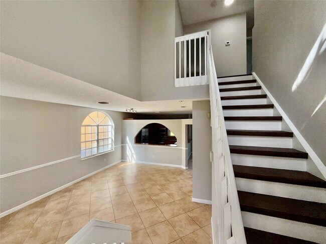 Building Photo - 8743 NW 6th Ct