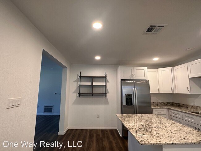 Foto del edificio - 3 br, 2 bath House - 527 S Kent Drive