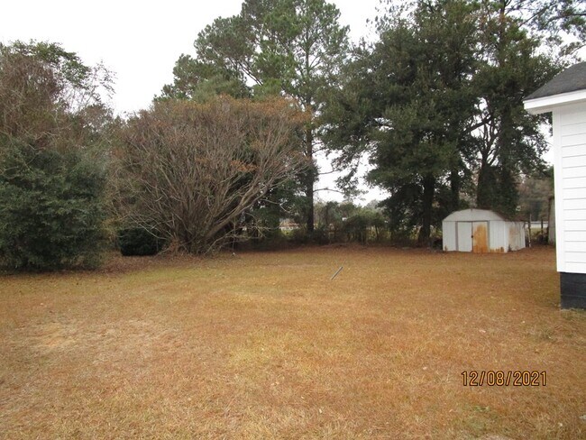 Building Photo - 1158 Dina Montgomery Rd