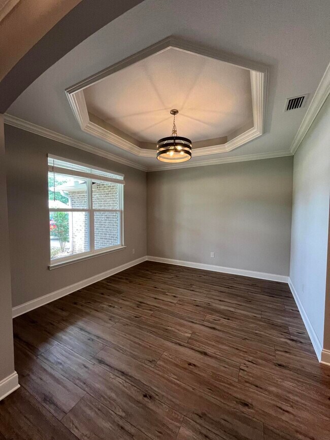Foto del edificio - 120 Moriarty St NW