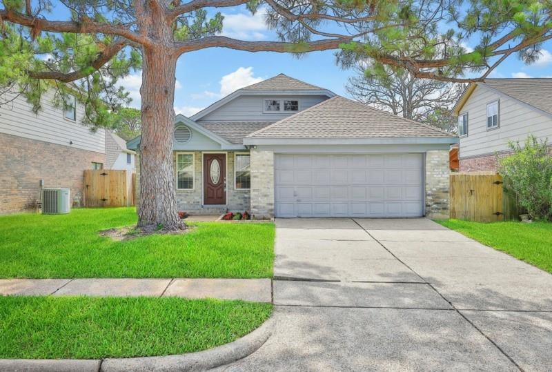 Primary Photo - 1223 Berrystone Trail