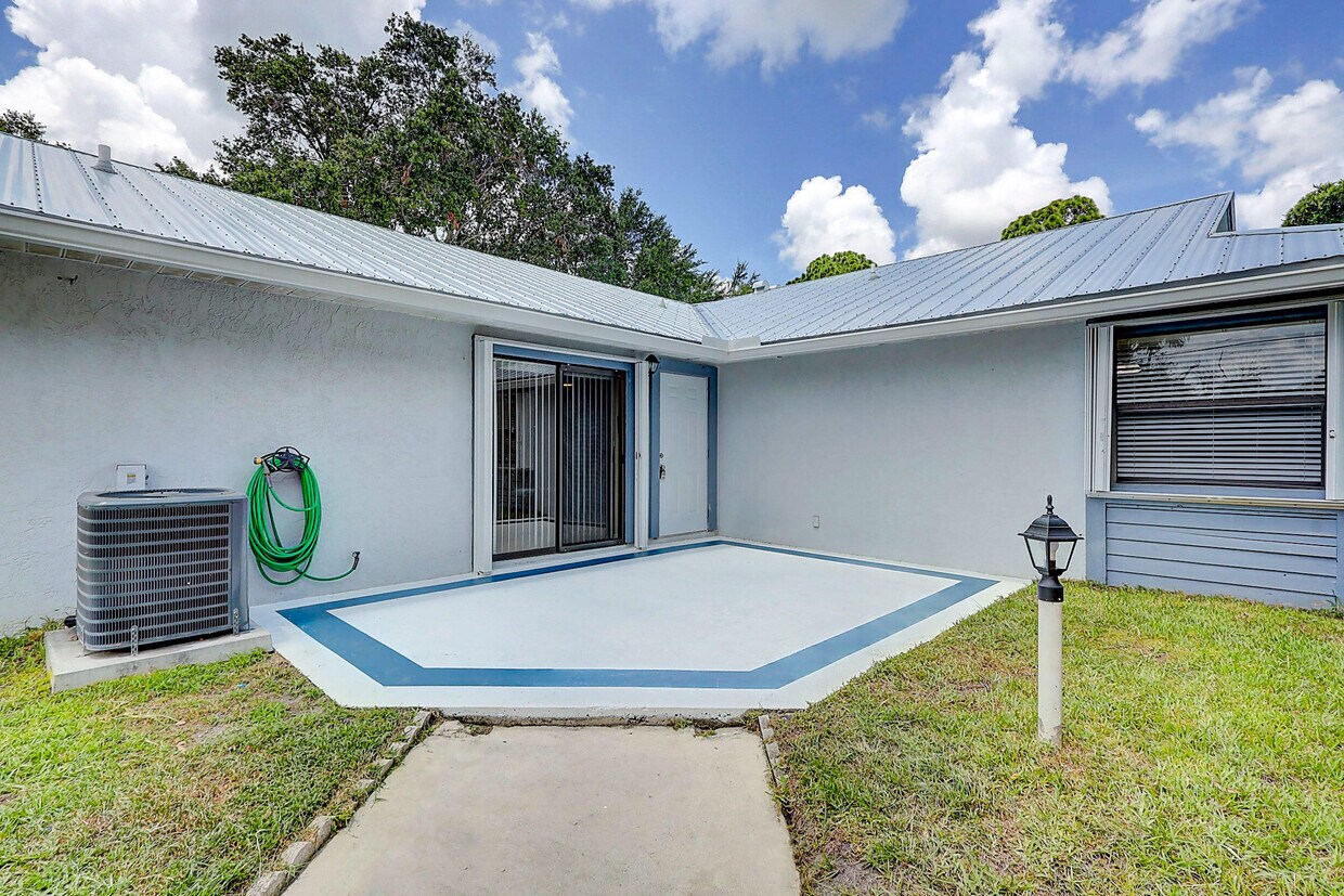 Foto principal - 2906 SW Port St Lucie Blvd