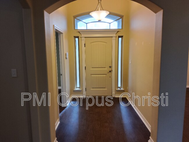 Foto del edificio - 4009 Cimarron Lake Dr