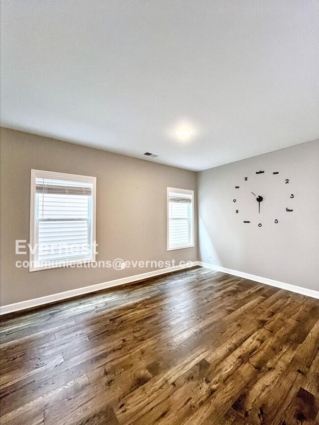 Foto del edificio - 1725 Fenway Lp