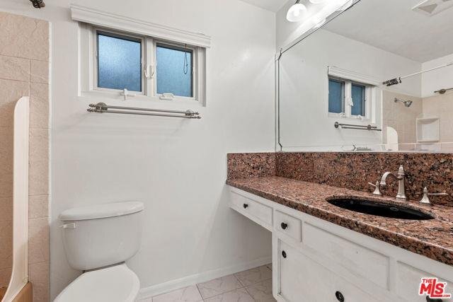Foto del edificio - 8255 Tuscany Ave