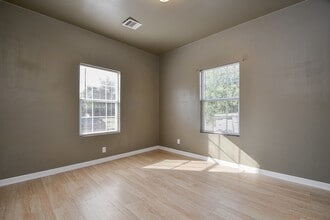 Building Photo - 1117 Fred St