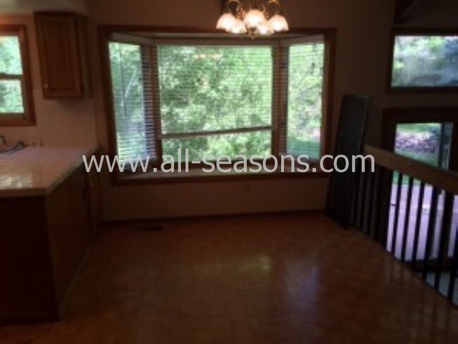 Foto del edificio - Outstanding property near Spring Lake