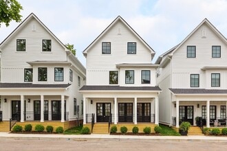 Building Photo - 508 Hobson Chapel Pl