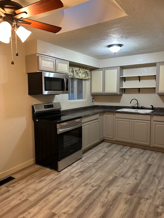 Building Photo - 52351 SW 3rd St