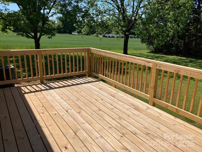 Foto del edificio - 1697 Morningside Dr