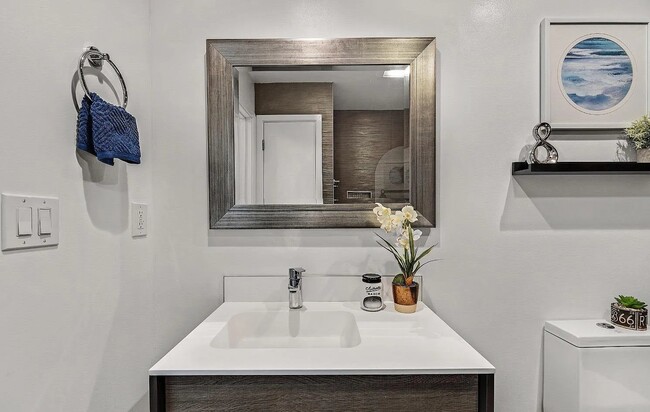 Building Photo - Comfortable Living in This Beautiful 1BR