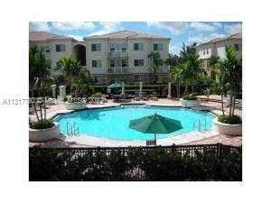 Foto del edificio - 9887 Baywinds Blvd