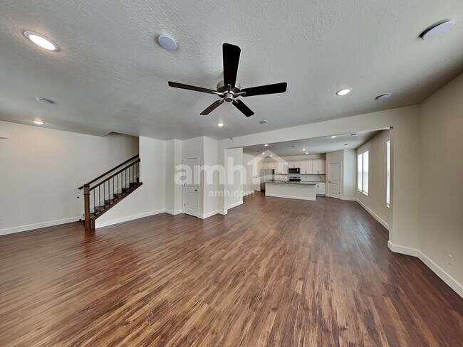 Building Photo - 6042 W Copper Hawk Dr