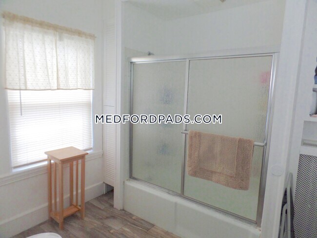 Foto del edificio - 34 Capen St