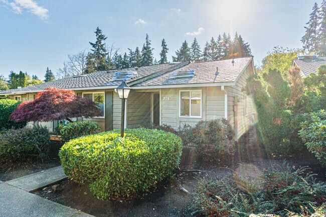 Foto del edificio - 708 126th Ave NE