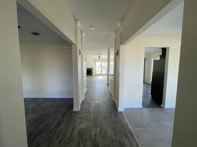 Building Photo - 141 Harvest Loop