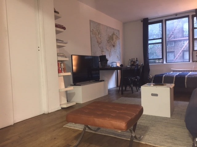 Foto del edificio - 515 E 6th St