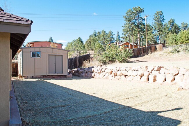 Foto del edificio - Fully Updated 2 Bed 1 Bath in Woodland Park!