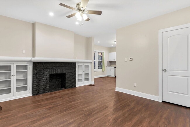 Building Photo - 2107 Cleveland Ave