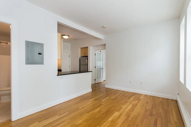 Foto del edificio - Excellent One Bedroom