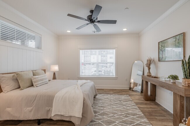 El Hogan 2BR, 2BA - 1,265SF - Dormitorio principal - Emerson At Commonwealth