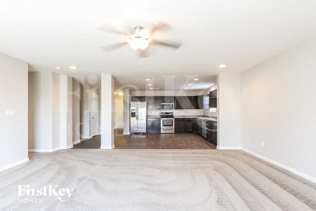 Foto del edificio - 8154 Brookville Wy