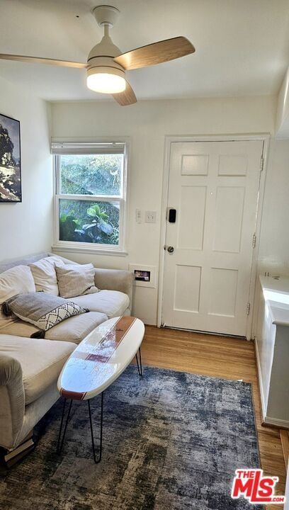 Building Photo - 604 Venezia Ave