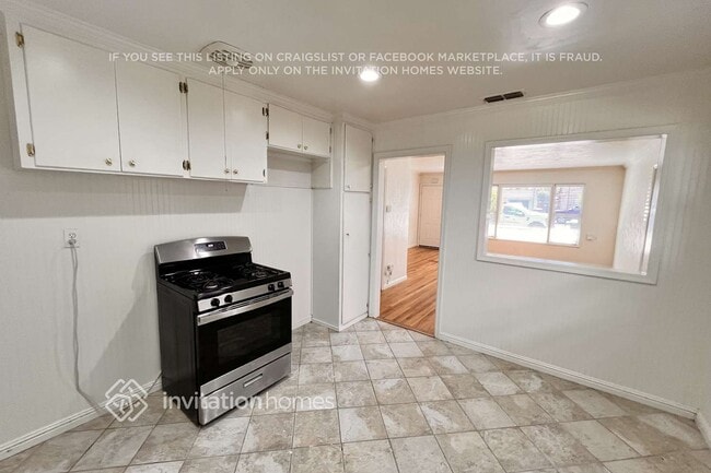 Foto del edificio - 909 Cottage Dr