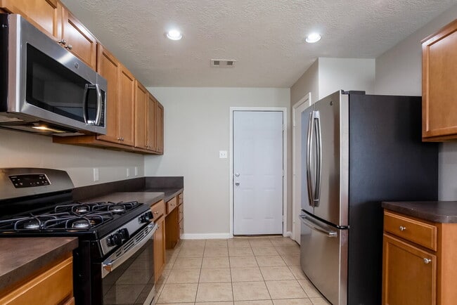 Building Photo - 1227 Grassy View Dr