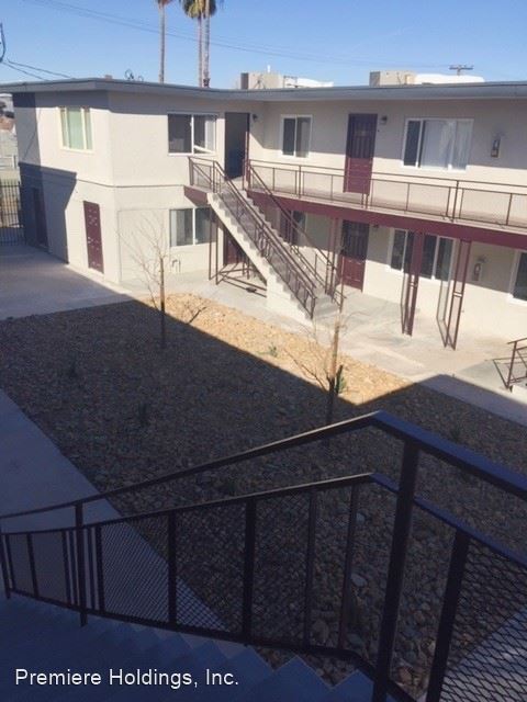 Foto del edificio - 2205 Sunrise Ave