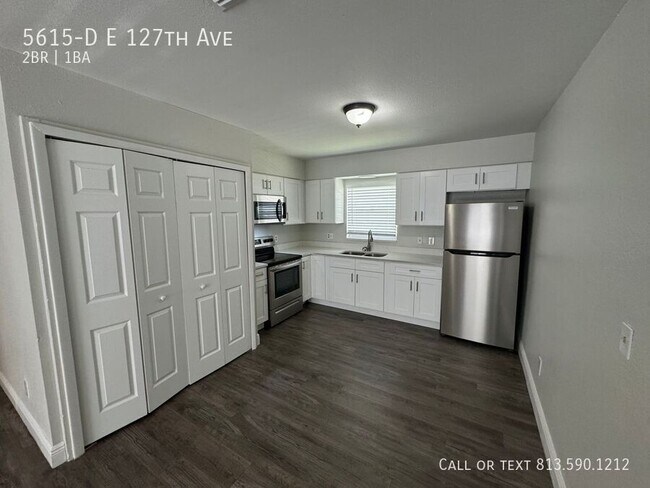 Foto del edificio - 5615-D E 127th Ave