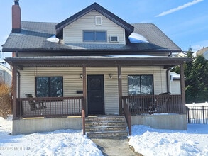 Building Photo - 176 2nd Ave