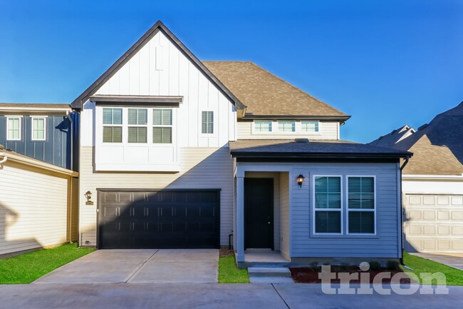 Interior Photo - Tricon Peek Road