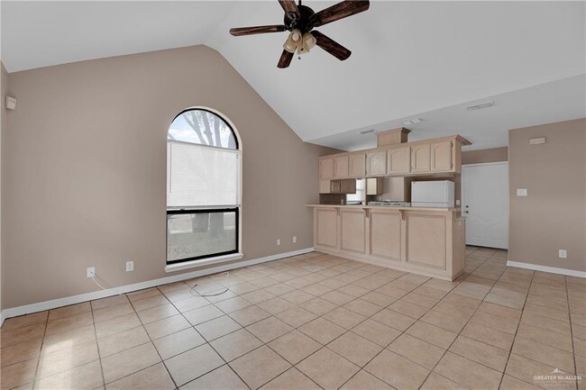 Building Photo - 14 Tampa St