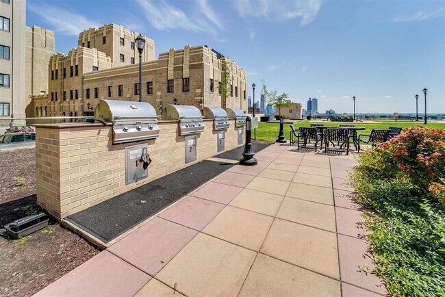 Foto del edificio - 4 Beacon Way