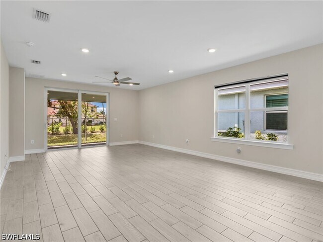 Foto del edificio - 21904 Milan Villas Ln