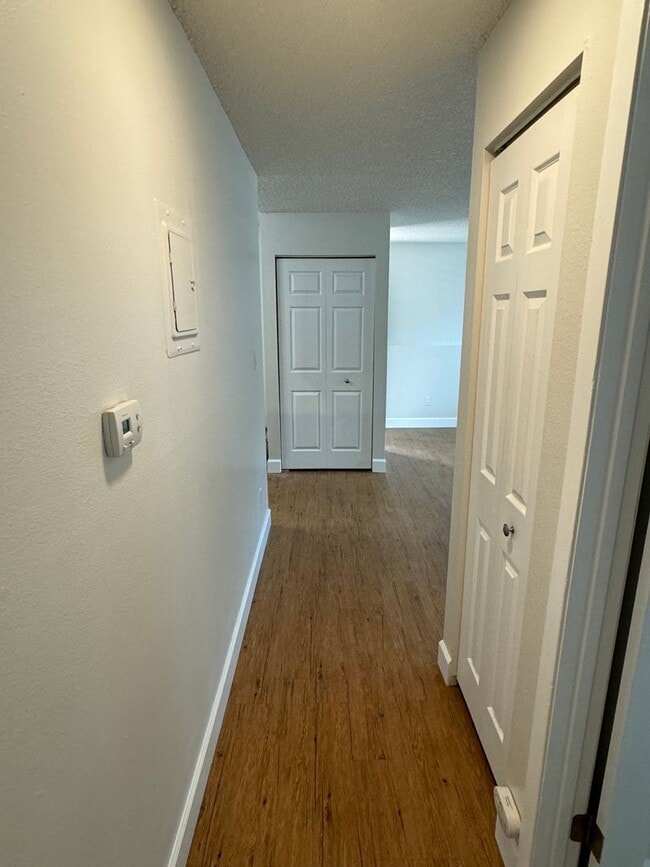 Building Photo - Newly Renovated First Floor One Bedroom Un...