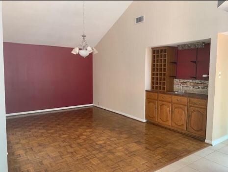 Building Photo - 1412 Andover