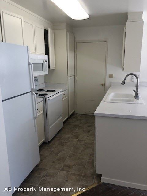 Foto del edificio - 4 br, 2 bath House - 3562 Kings Canyon Ct